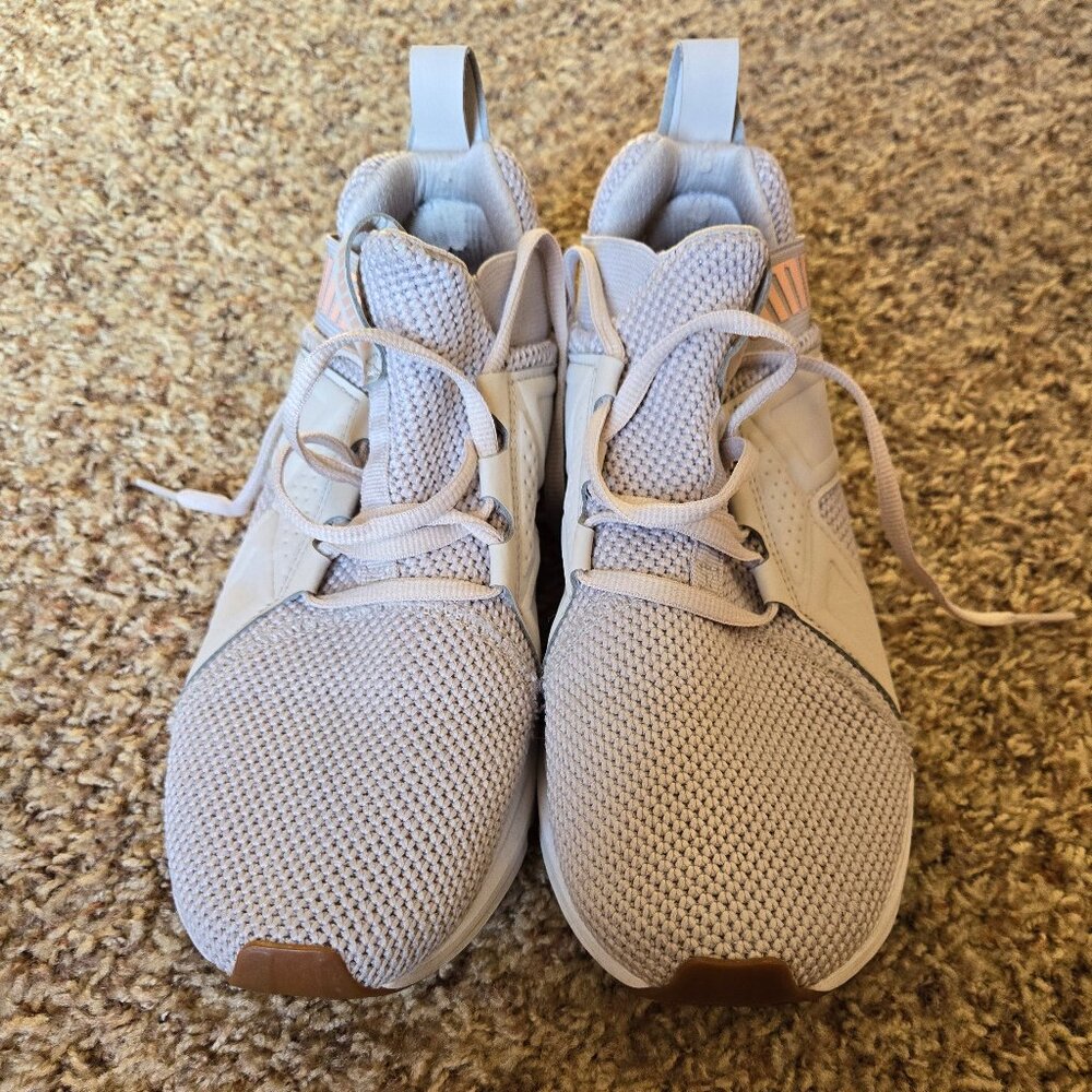 Womens Size 8.5 PUMA Shoes